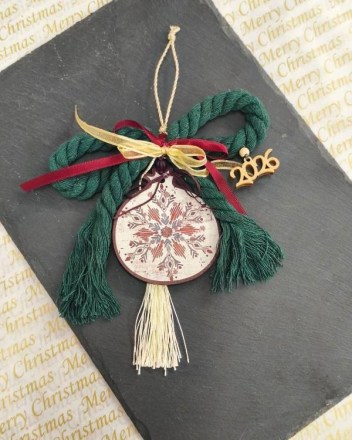 46  α  γουρι ροδι φιογκος (1)